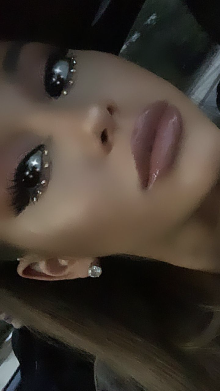 arianagranderulesmyworld
